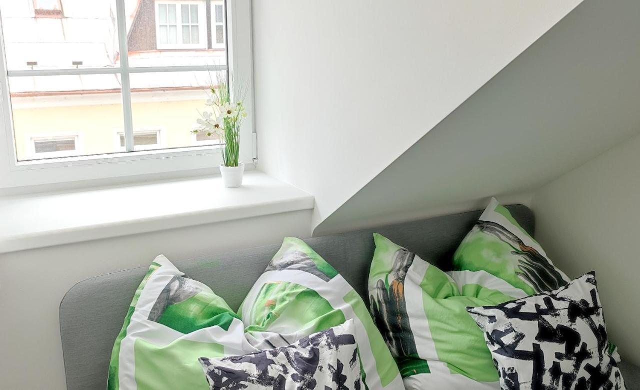 Apartman - Cafe Princ Pod Hradem Wifi, Klima Šternberk Zewnętrze zdjęcie