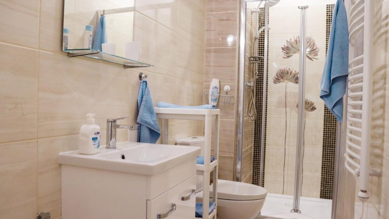 Apartman - Cafe Princ Pod Hradem Wifi, Klima Šternberk Zewnętrze zdjęcie